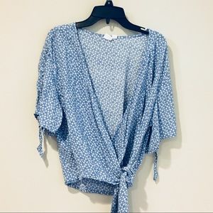 Gap Floral Shirt Size Small